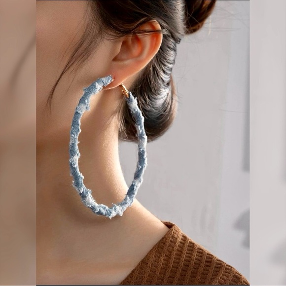 Bold Denim Hoop Earrings Light Wash Blue 3.5” Drop - Picture 8 of 8